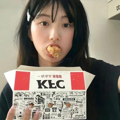 黑暗中的两个人